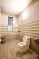 Hotel Kameshut Garden Bar and Restaurant