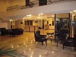 Senza Sunset Beach Hotel