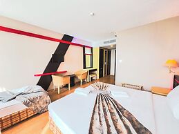 Senza Sunset Beach Hotel