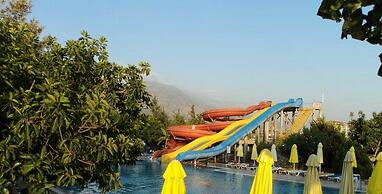 Senza Sunset Beach Hotel