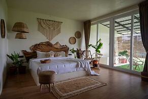 Nomads Resort - Destination Stays