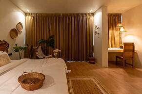 Nomads Resort - Destination Stays