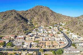 Mtn & City Views: Stunning Villa in Phoenix!