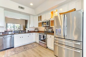 Mtn & City Views: Stunning Villa in Phoenix!