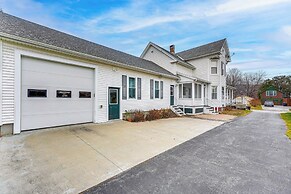 Ski, Hike & Fish: Modern Rutland Home