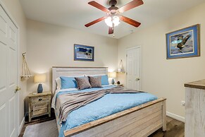 Balcony & Serene Views: Cozy Condo in Huddleston!