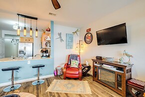 Balcony & Serene Views: Cozy Condo in Huddleston!