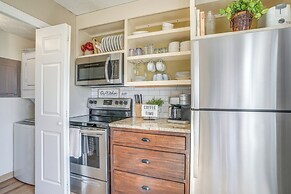 Walk to Lifts: Wintergreen Resort Condo