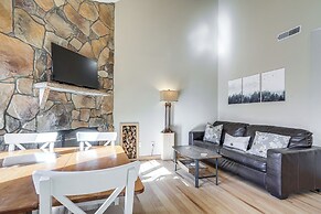 Walk to Lifts: Wintergreen Resort Condo