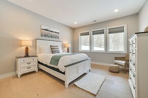 Boyne Mtn Retreat w/ Hot Tub + Shuttle to Resort!