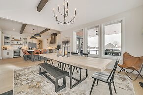 Boyne Mtn Retreat w/ Hot Tub + Shuttle to Resort!