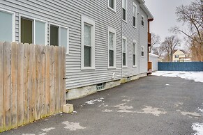 2 Mi to Syracuse University: Apt w/ Fire Pit