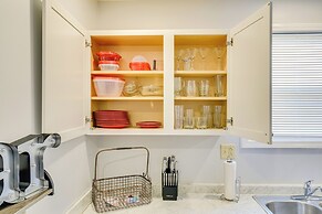 2 Mi to Syracuse University: Apt w/ Fire Pit