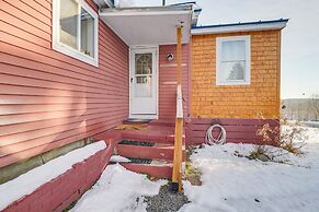 Close to Dtwn Bangor: Inviting Maine Home