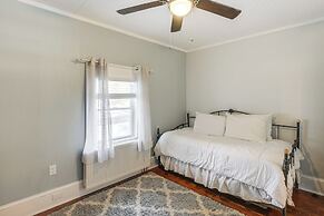 Close to Dtwn Bangor: Inviting Maine Home