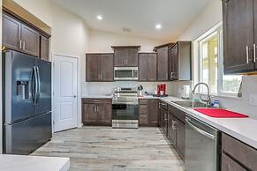 On-site Winery: Rural Plymouth Getaway!