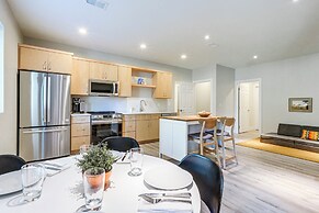1 Mi to Downtown: Family-friendly Condo