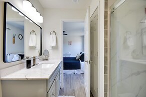 2 Mi to Dtwn Fulton: 'meadowlark' Home w/ Deck!