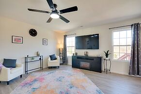 2 Mi to Dtwn Fulton: 'meadowlark' Home w/ Deck!