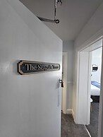Marine Hotel