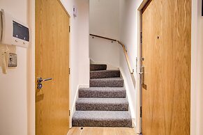 Hybrid Resi Greenwich