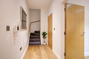 Hybrid Resi Greenwich