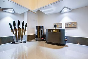 Hybrid Resi Greenwich