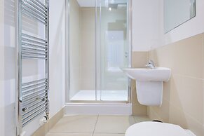 Hybrid Resi Greenwich