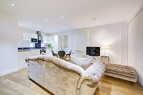 Hybrid Resi Greenwich