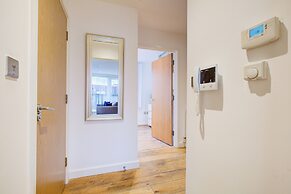 Hybrid Resi Greenwich