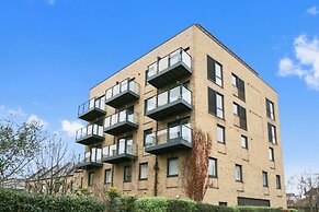 Hybrid Resi Greenwich