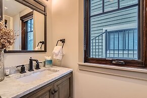 916 Empire Skiers Secret 4 Bedroom Home