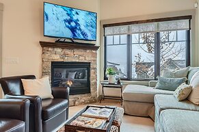 916 Empire Skiers Secret 4 Bedroom Home