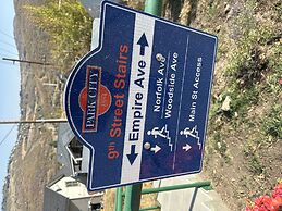 916 Empire Skiers Secret 4 Bedroom Home