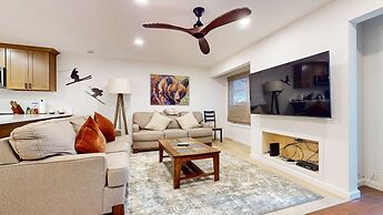 Lakeview Villas #06 3 Bedroom Condo