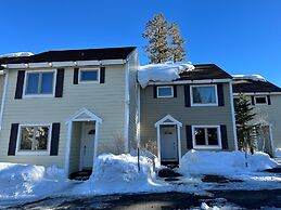 Lakeview Villas #06 3 Bedroom Condo