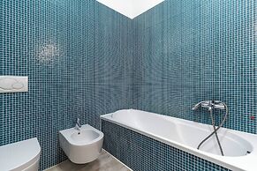 Rialto Grand Canal by Wonderful Italy