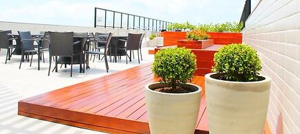 Legacy Suites by Daybyday