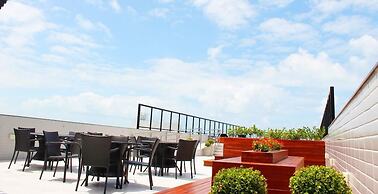 Legacy Suites by Daybyday