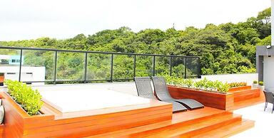 Legacy Suites by Daybyday