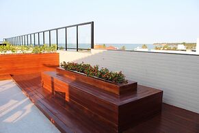 Legacy Suites by Daybyday