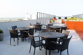 Legacy Suites by Daybyday