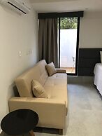 Legacy Suites by Daybyday