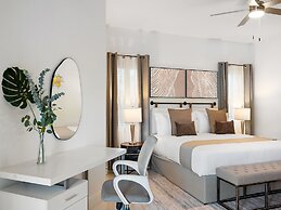 Luxurious 6-Bedroom Villa with Pool & Games