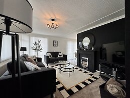 Paddock View - Snetterton, Norfolk