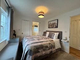 Paddock View - Snetterton, Norfolk