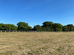 Paddock View - Snetterton, Norfolk