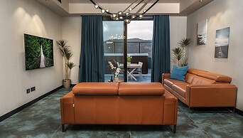 Naomi Boutique Suites