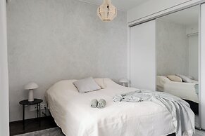 Modern 1BR Apartment with best location