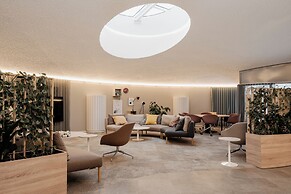 Modern 1BR Apartment with best location